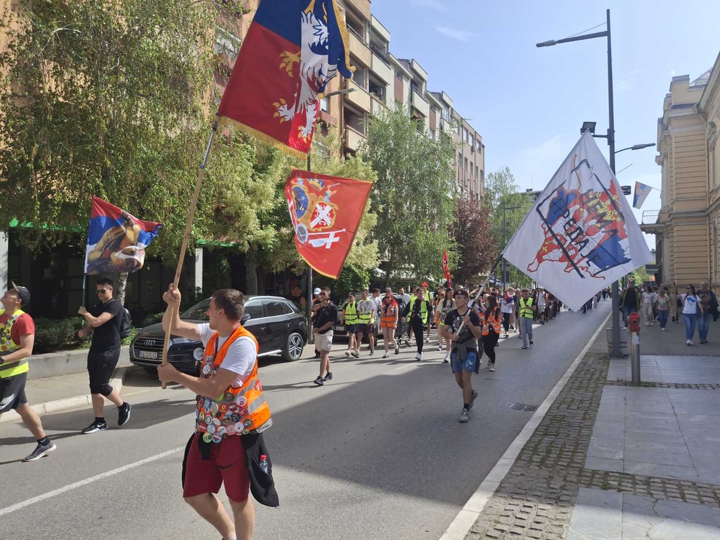 Marš do Novog Sada6/Vamedia