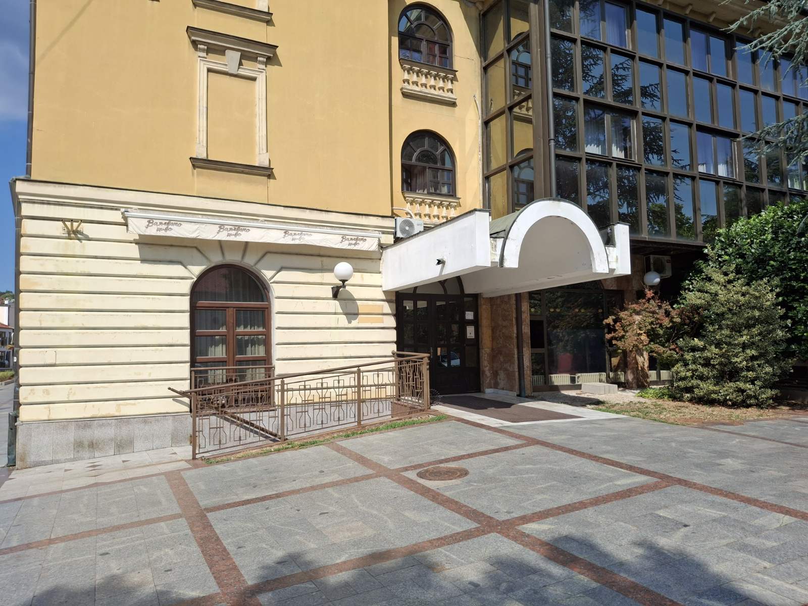 hotel Grand