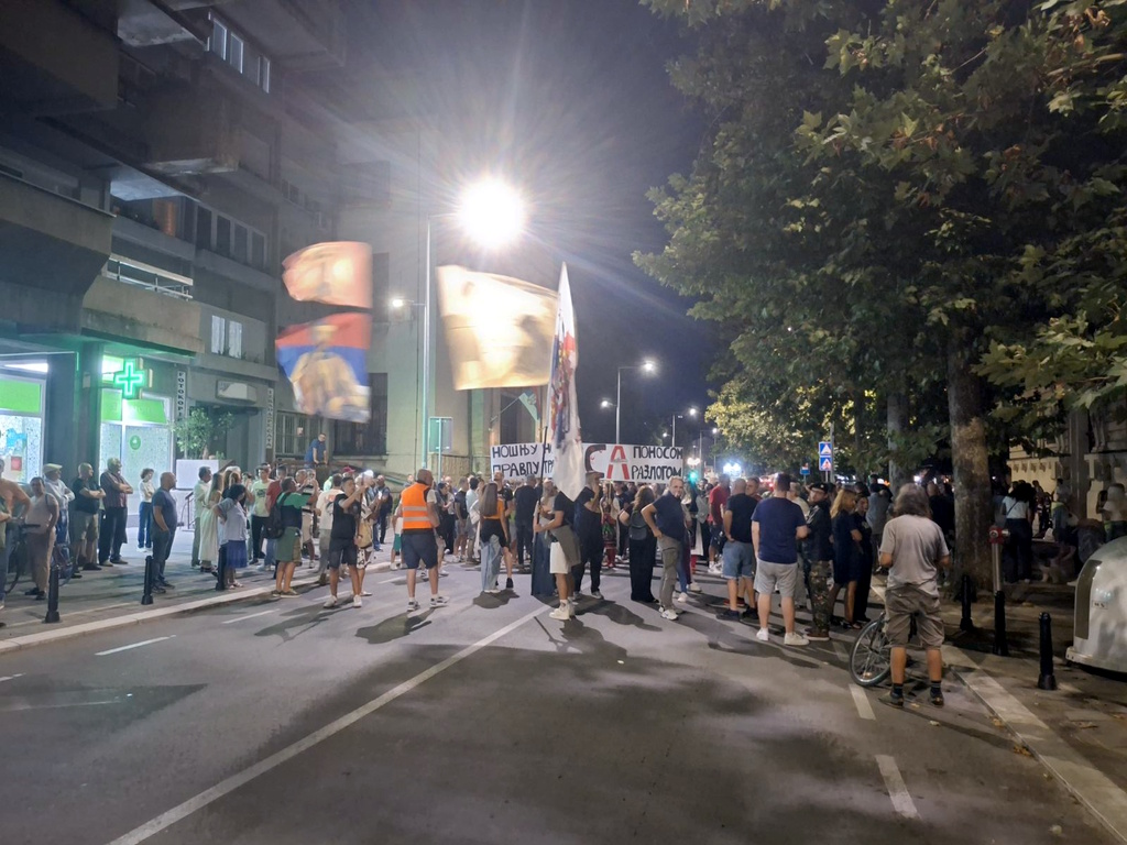 Valjevci obeležili 10 meseci od novosadske tragedije