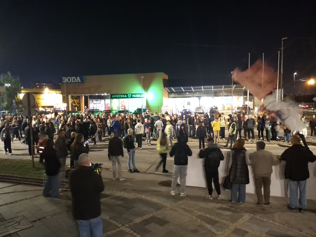 protest zbog brutalnosti policije 