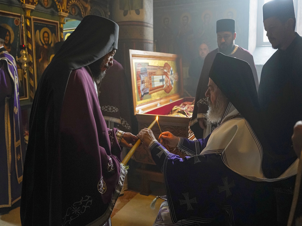 70 godina od upokojenja Sv vladike Nikolaja / Eparhija valjevska 