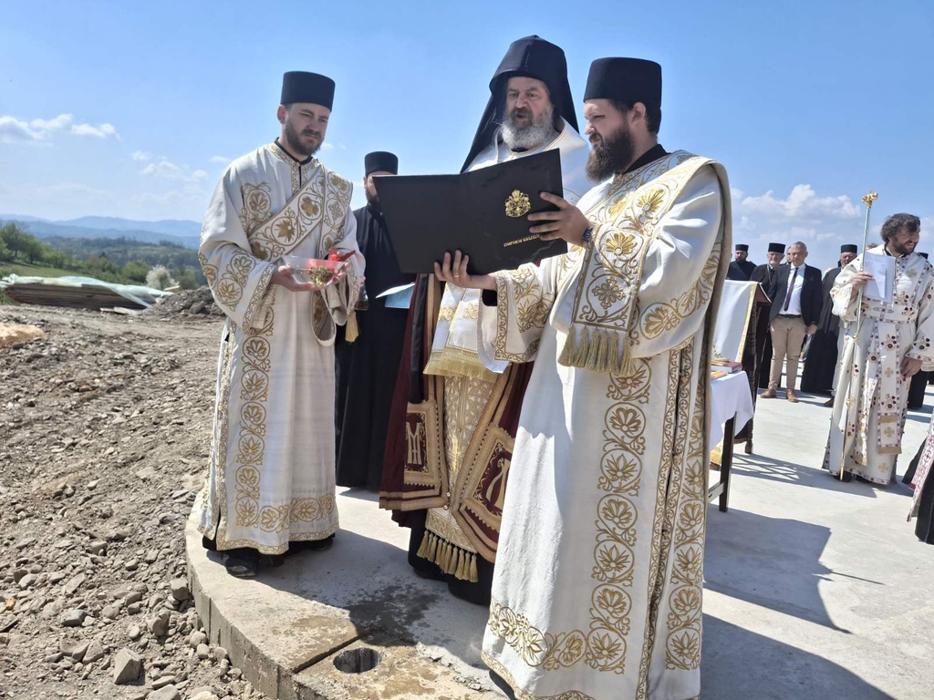 osvećenje temelja nove crkve u selu Osečina 