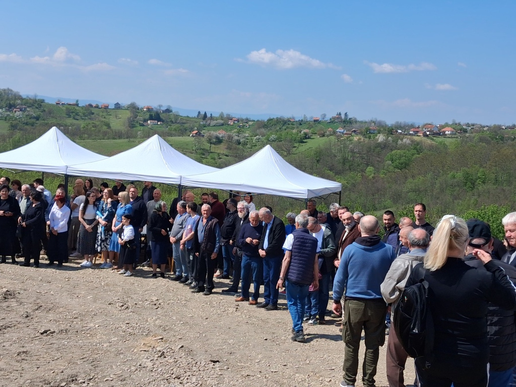 osvećenje temelja nove crkve u selu Osečina 