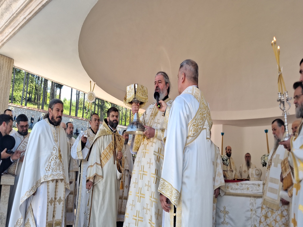 slava u Leliću, liturgija slava u Leliću, liturgija