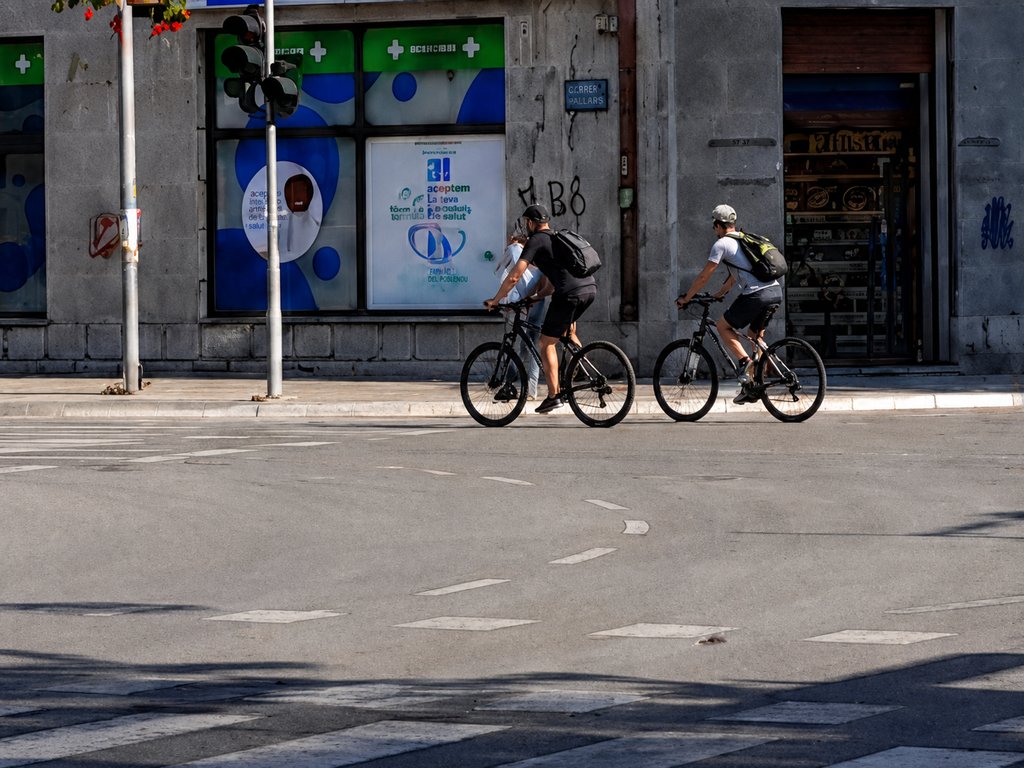 biciklisti na ulici biciklisti